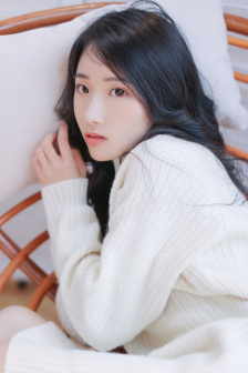 情窦初开的小姑娘